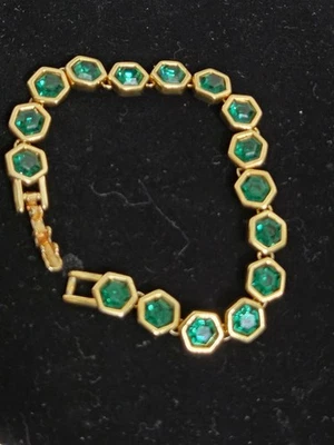 Vtg Swarovski SAL Green Crystal Gold Tone Tennis Bracelet Bezel Set Round   - Image 1 of 4
