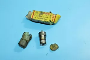 Mercedes W123 Bosch 0434250110 Injection Nozzle Pump Nozzle DN0SD240 - Picture 1 of 2