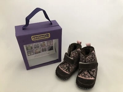 全新 Pediped Originals - 粉色和棕色,皮革和人造毛皮靴 6-12 个月 — 第 1/4 张图片