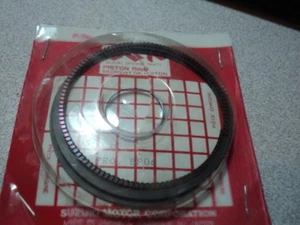1990-92 SUZUKI GSXR750 GSXR 750 RING SET 1MM OVER NOS OEM P/N 12140-07D10-100 - Picture 1 of 2