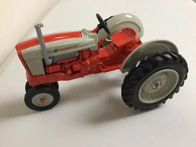 Ertl Ford 901 Powermaster 1:16 8 ноября 1986 г. - Изображение 1 из 4