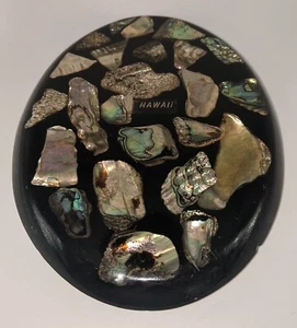 Hawaiian Lucite Trivet Abalone Iridescent Shells Oval Footed Hot Plate 8x5.5" - Picture 1 of 13