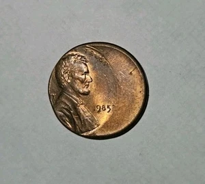 Major Error Lincoln Penny Off Center Strike US Error Coin Miss Struck Year 1985 - Picture 1 of 2