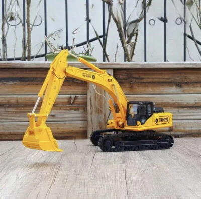 1/35 Scale Tirage-Machine TME 225 Hydraulic Excavator Diecast Model Toy  - Image 1 of 4