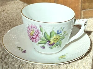 Vintage 1952-1957 Bing & Grondahl B&G Denmark Tea Cup & Saucer, EXCELLENT COND. - Picture 1 of 19