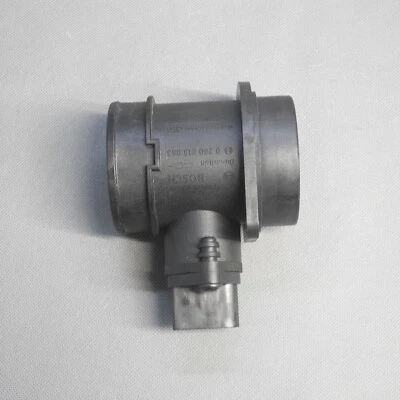 Sensor de flujo de masa de aire Bosch OEM para Audi A4 TT VW Beetle Jetta Golf 0280218063 Foto 1 de 4