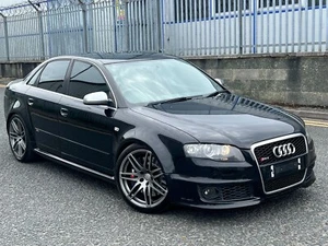 2006 AUDI RS4 SALOON 4DR 4.2 V8 FSI GOOD SPEC STUNNING CAR IN BLACK - Picture 1 of 16