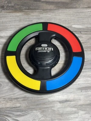 Simon Says Swipe Electronic Handheld Memory Game Toy Hasbro 2013 Tested & Works - Image 1 of 4