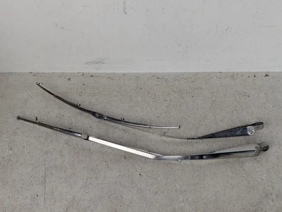 Juego de 2 limpiaparabrisas delanteros Mercedes W108 W110 W111 W112 usados OEM 1959-1968 Foto 1 de 4