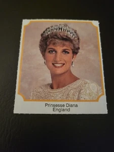 1992 Princesa Diana revista holandesa perforada recortada estado de alta calidad - Imagen 1 de 5