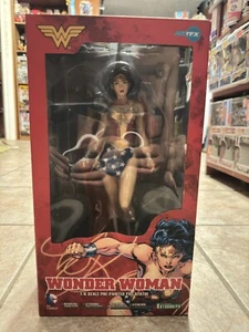 Wonder Woman 12" ARTFX Statue 1/6 Scale 2011 Kotobukiya DC Comics Jim Lee - Picture 1 of 5