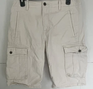 LEVIS STRAUSS mens cargo shorts cream size 28 - Picture 1 of 5