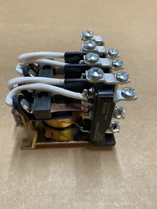 NIB RELIANCE ELECTRIC 69326-25R 49F6 RELAY 24 VDC COIL - Picture 1 of 5