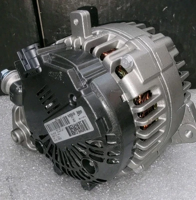 Alternador Nissan Pathfinder V6 4,0 L 2008 a 2012 OEM/Reman/By/RR_Alternators Foto 1 de 4