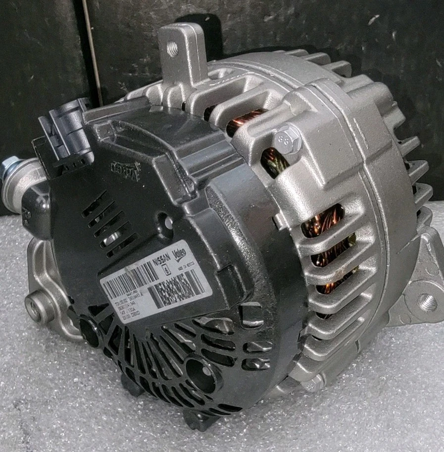 Alternador Nissan Pathfinder V6 4,0 L 2008 a 2012 OEM/Reman/By/RR_Alternators Foto 1 de 4
