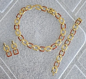 Vintage Monet Red Enamal Curb Link Necklace, Bracelet & Pierced Drop Earrings - Picture 1 of 12