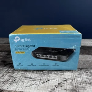 TP-LINK TL-SG1005D 5-Port 10/100/1000Mbps Gigabit Ethernet Switch - Picture 1 of 5