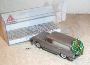 Toy EKO / Fiat 1500 silber Kombi Leichenwagen Kreuz Dach+Kranz hinten OvP. 1:87 - Bild 1 von 3