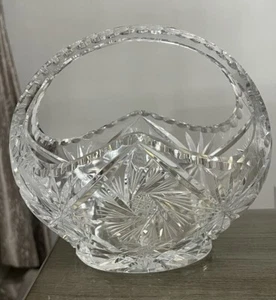 EQUISITE VINTAGE EASTERN EUROPEAN CLEAR CUT CRYSTAL OVAL EUC - Picture 1 of 7