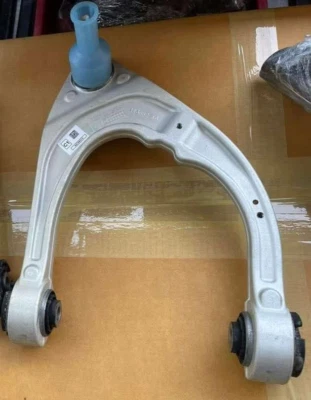 Ford Ranger Raptor 2018-21 Genuine Upper Arm Right JB3Z3084C - Image 1 of 3