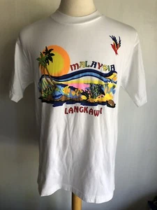 MALAYSIA LANGKAWI ISLAND Official Men's Travel Tourist T-Shirt Size Medium - Picture 1 of 5