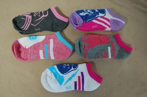 Girls 5 PAIR LOT SOCKS No Show STAR WARS THEME Darth Vader FITS SHOE SIZE 10.5-4 - Picture 1 of 1