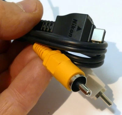 Nikon AV USB cable 3 feet long display RCA - Image 1 of 4