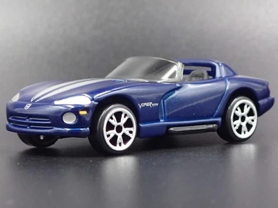 1992-1996 DODGE Viper Rt/10 1/64 Scala da Collezione Diorama Modellino Auto - Immagine 1 di 4