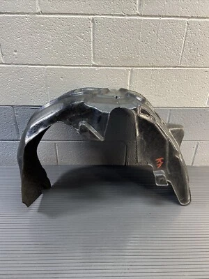 Guardabarros trasero derecho Audi A3 S3 2015-2020 revestimiento protector contra salpicaduras OEM Foto 1 de 4