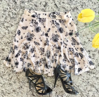 Falda Patinadora Club Monaco Seda Rosa Negra Floral Línea A Talla 2 Foto 1 de 4