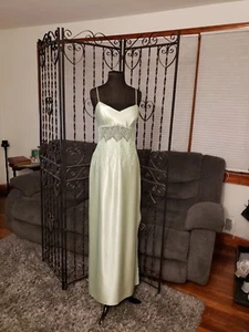 Prom Pageant Glamour Satin Corded embroidery Empire bodice Side splits Sage Sz12 - Picture 1 of 10