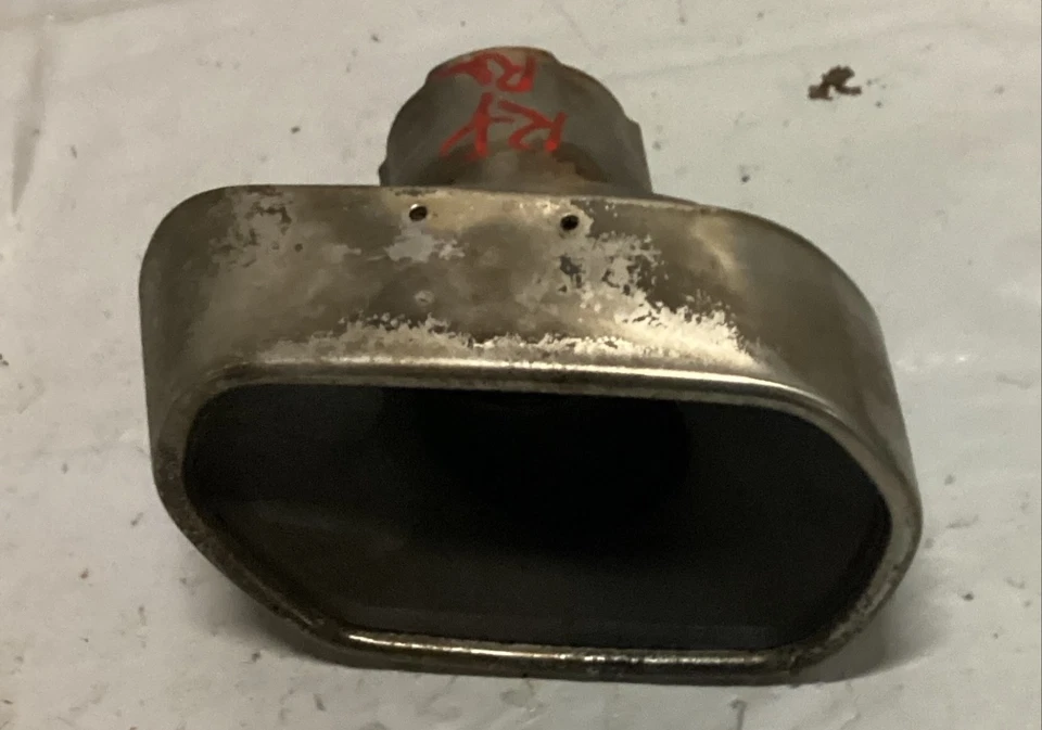 09-12 ACURA RL PASAJERO TRASERO LADO DERECHO CROMO ESCAPE PUNTA OEM Foto 1 de 1