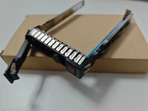 SAS SATA 2,5" Taca na napęd Caddy do HP Smart G8 G9 ze śrubami 651687-001 651699-001 - Zdjęcie 1 z 5