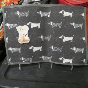Dachshund Dog Pet Food Water Fashion Loving Pets Mat NEW Dark Gray w/Tags - Picture 1 of 3