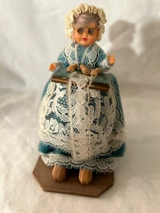 Vintage Miniature Granny Bobbin Lace Making Doll Blinking Eyes 5 Inch - Picture 1 of 10