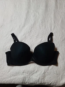 Daisy Fuentes Lightly Padded Underwire Black Bra Size 42 D - Picture 1 of 17