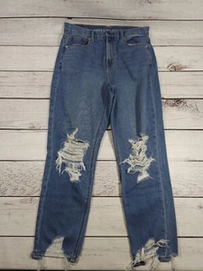 American Eagle Size 4 Mom Jeans Distressed Destroyed Light Wash Retro G3 - Picture 1 of 9