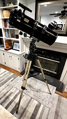 Orion SkyView 8 Deluxe EQ Reflecting Telescope - Image 1 of 4