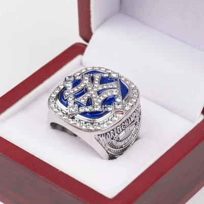 New York Yankees Ring World Series Championship 2009 Sz 11 Baseball With Box - Image 1 of 4