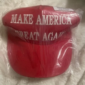 Make America Great Again 2 pk Hats Red Hat USA 2024 Election Souvenir History - Picture 1 of 2