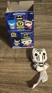 Funko Mystery Minis Plushies DC Series 1 Zebra Batman Plush! - Picture 1 of 5