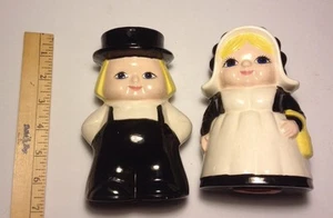 AMISH MENNONITE FOLK Vtg 6" Ceramic Blond SALT & PEPPER SHAKERS Figurines Couple - Picture 1 of 4