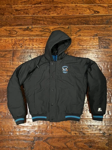Vintage 90s Charlotte Hornets Jacket Starter Youth XL Cover