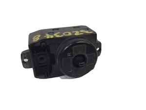 2002-2005 kia sedona power door mirror switch control oem - Picture 1 of 3