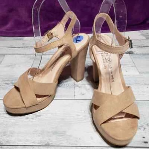 NEW Chinese Laundry Women's Suede Platform Sandal Nude Beige 7.5 - Picture 1 of 11