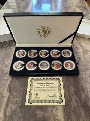 2004 Morgan Mint Marilyn Monroe Themed Colorized JFK Half Dollar Set - Image 1 of 4