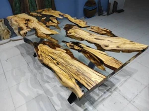 Mesa de comedor de madera natural epoxi transparente | decoración de mesa de resina de borde vivo - Imagen 1 de 11