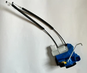 Front Left Driver Side Door Lock Latch Actuator fit 2012-2017 Kia Rio 813111W020 - Picture 1 of 4
