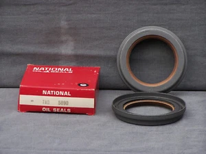Two 5890 National Oil Seals Federal Mogul Corp Detroit Michigan Made in USA - Picture 1 of 4