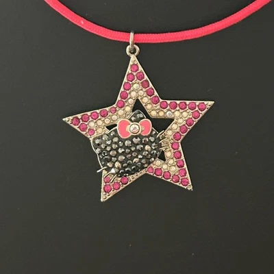 Swarovski Hello Kitty Stern Anhänger Halskette Rot Kristall Limited Edition Schmuck - Bild 1 von 4